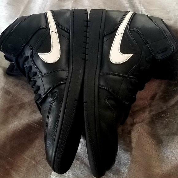 Jordan 1 All Black/White logo - Picture 3 of 9